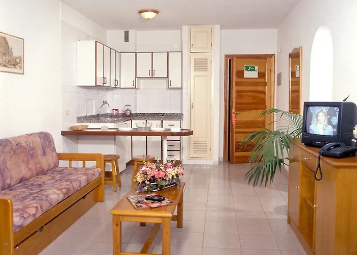 Dragos Del Norte * Puerto de la Cruz (Tenerife)