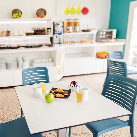 Dragos Del Norte Puerto de la Cruz (Tenerife)