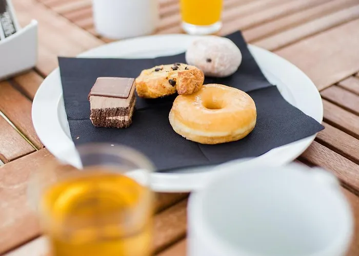 Dragos Del Norte Puerto de la Cruz (Tenerife)